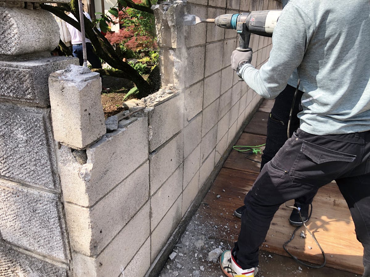 ブロック塀
