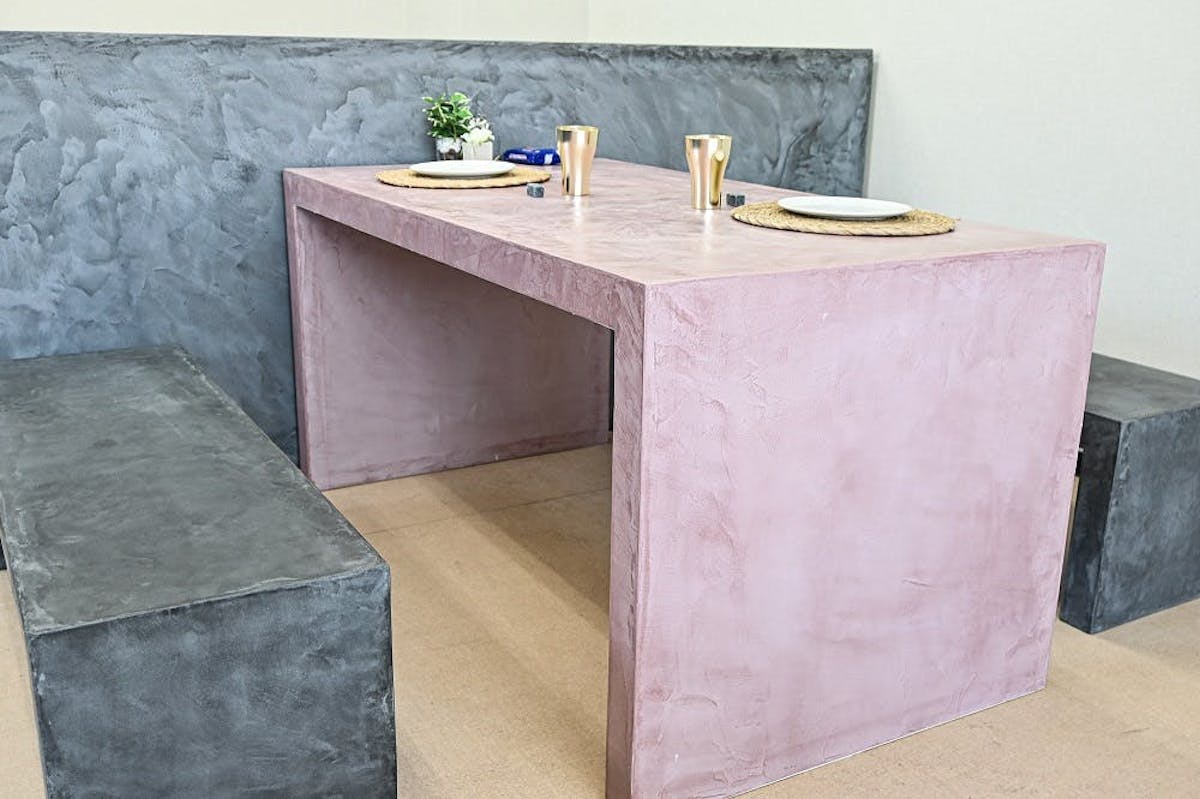 コンクリート　家具