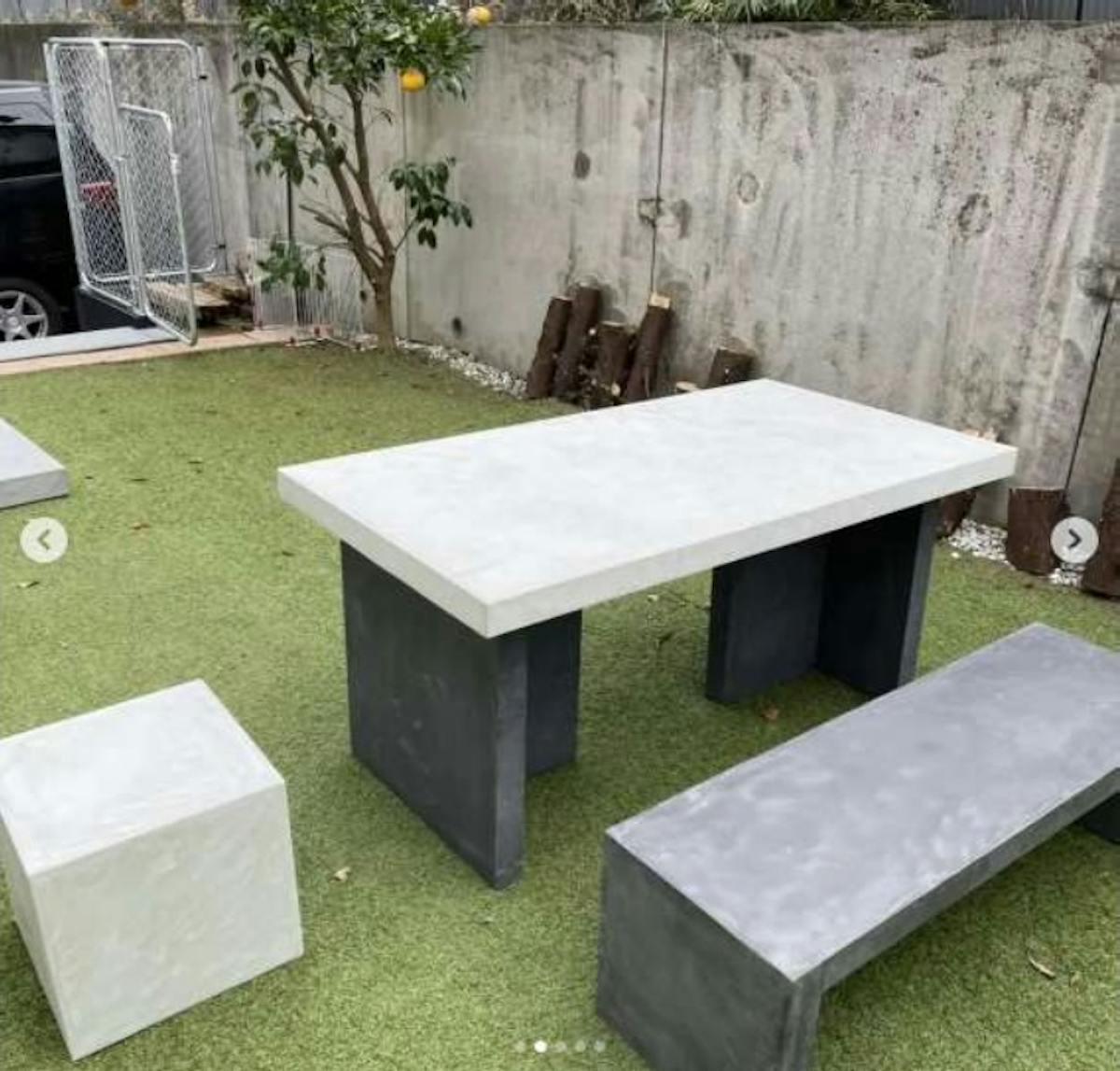 パイナルウォール　コンクリート調家具