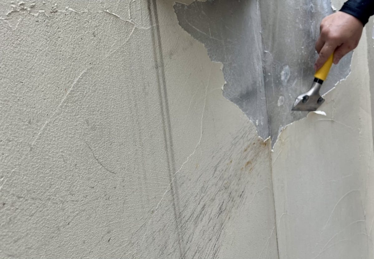 表面塗装　剥がす