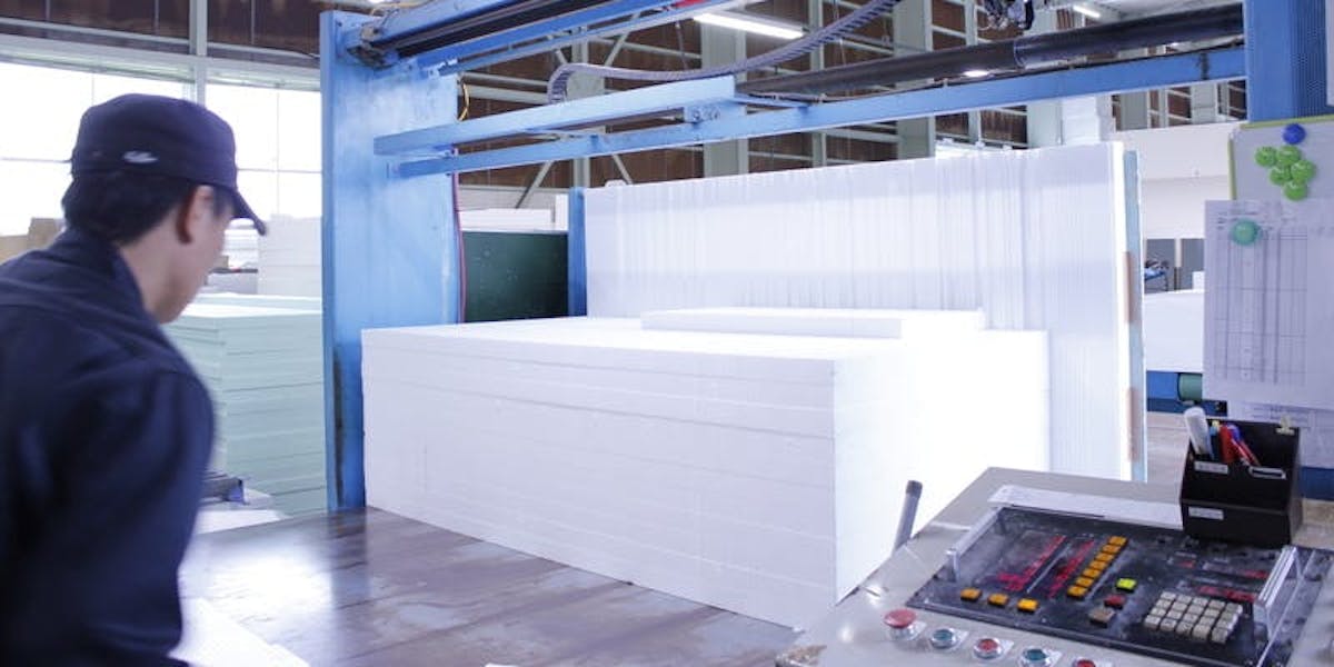 断熱材_パイナルフォーム