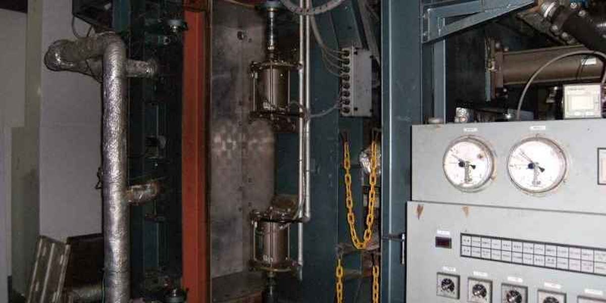 ブロック成型機の写真