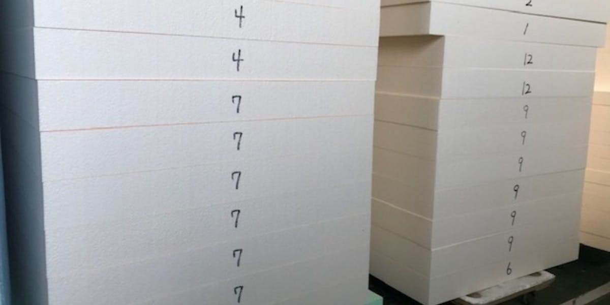 床断熱材プレカット完成写真